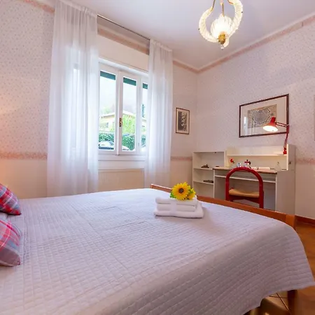 Sleeps 5 Wifi Castelveccana