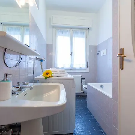Appartement Sleeps 5 Wifi